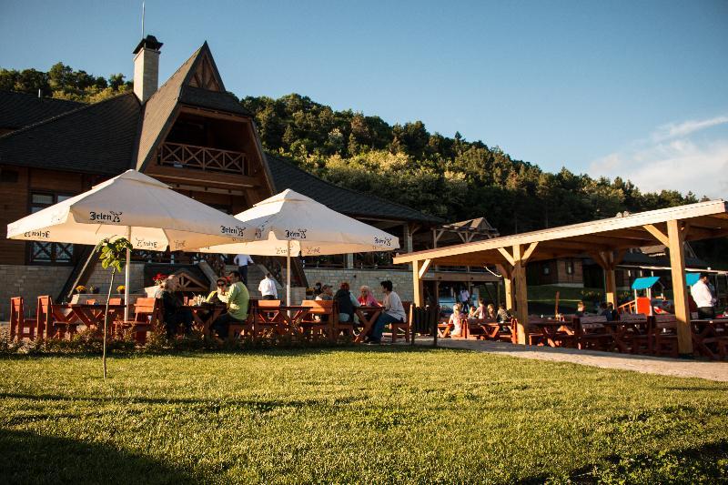 Etno Complex Vrdnicka Kula Hotel Vrdnik Exterior photo